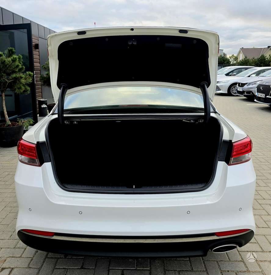 Kia Optima, 1.7 l., Седан