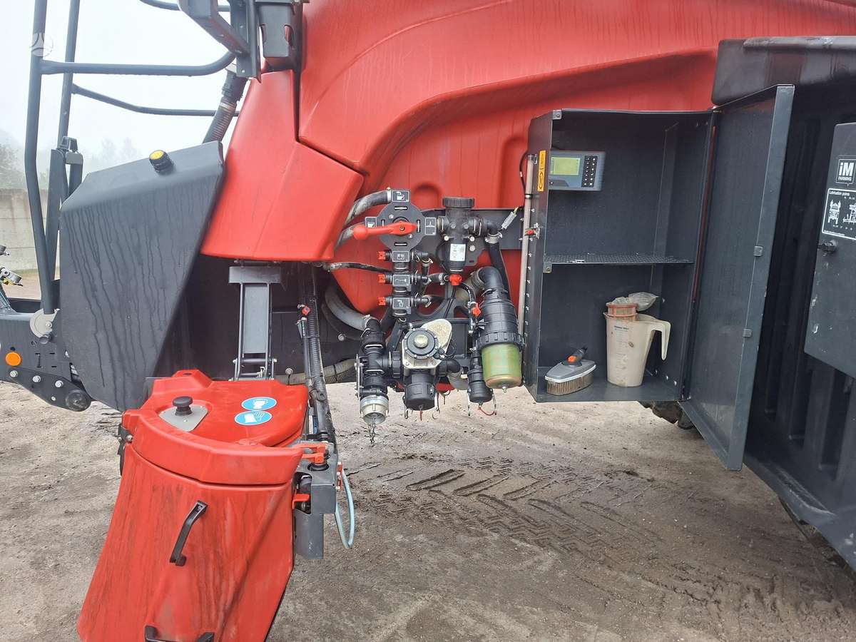 Kverneland Ixtrack T4 4600, sprayers