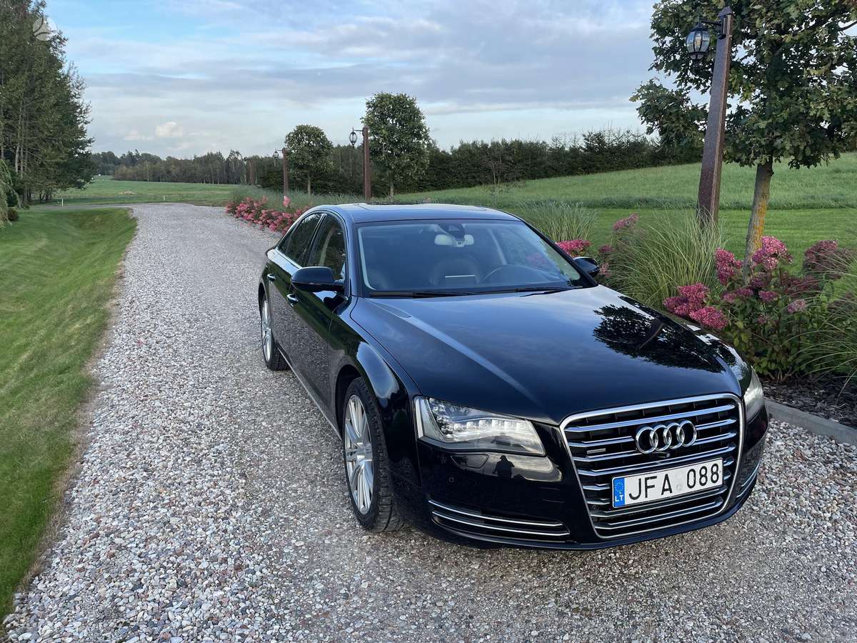 Audi A8, 3.0 l., Лимузин