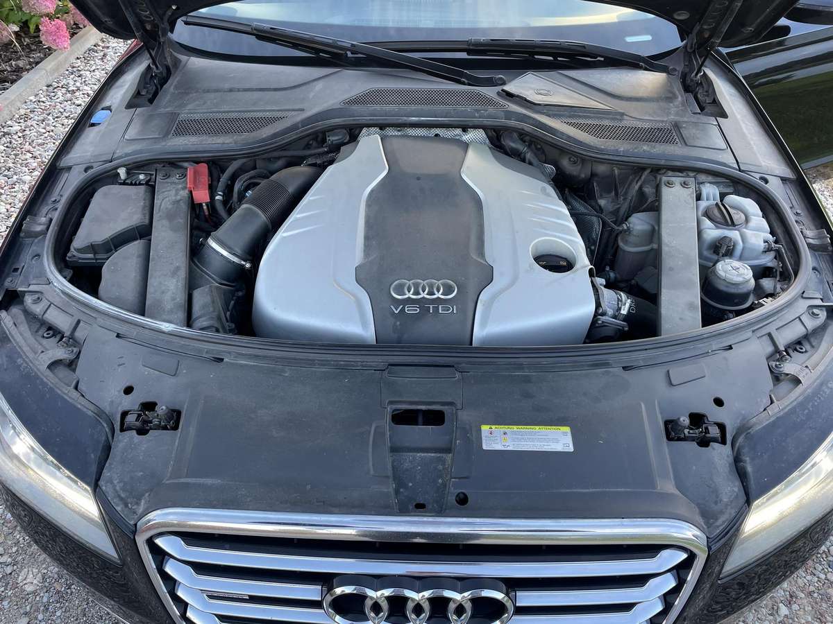 Audi A8, 3.0 l., Лимузин