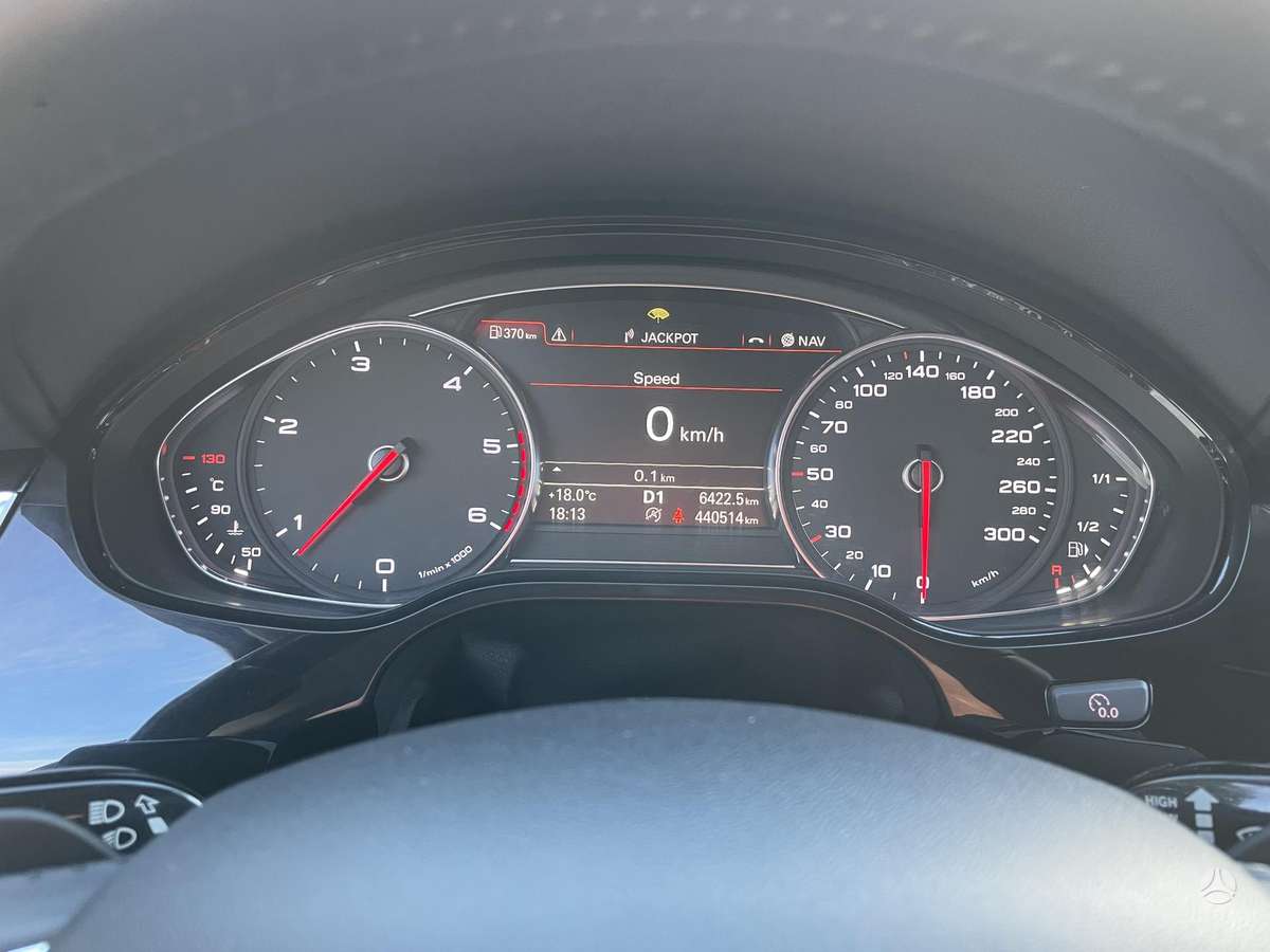 Audi A8, 3.0 l., Лимузин