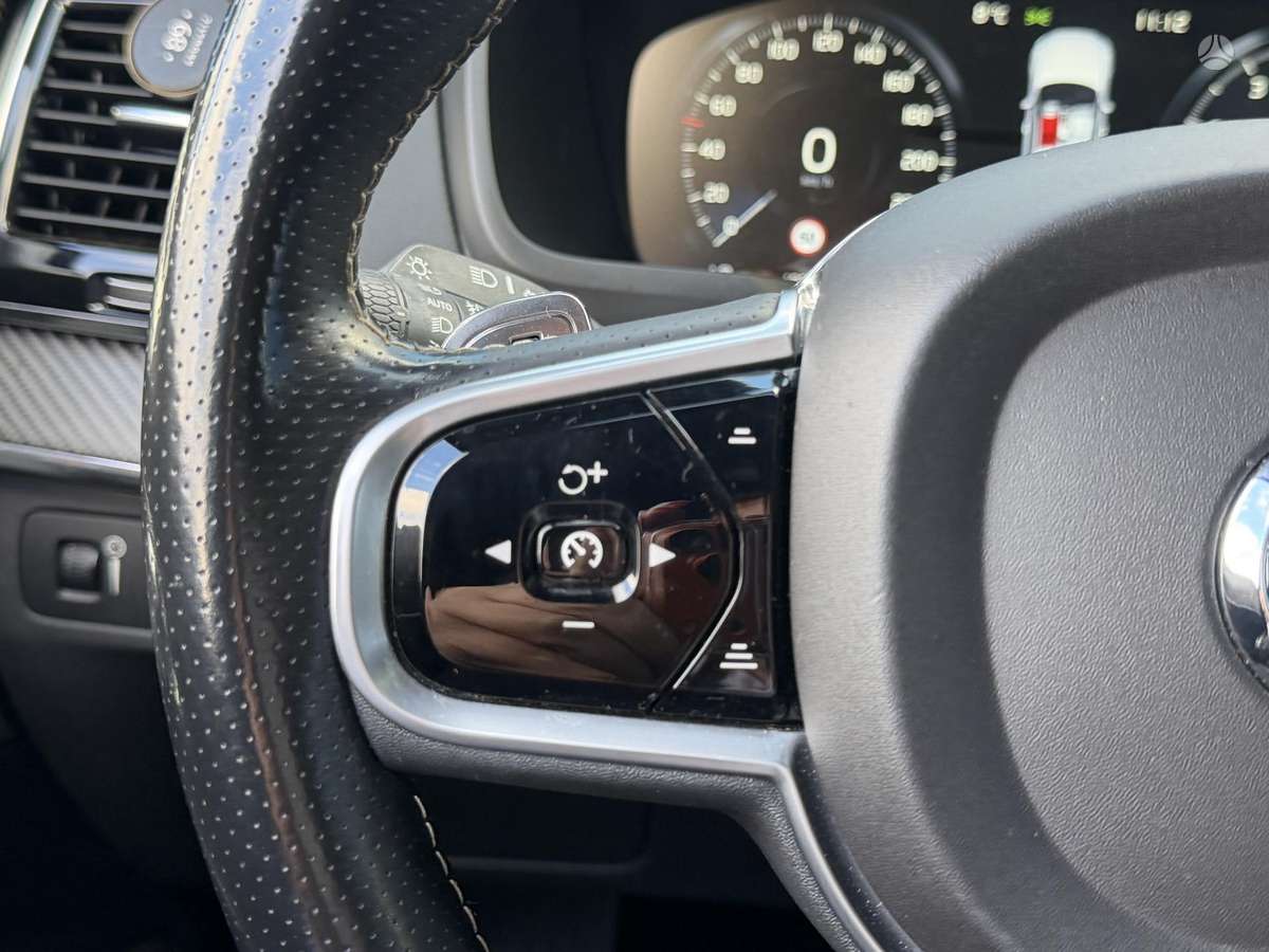 Volvo XC90, 2.0 l., Минивэн