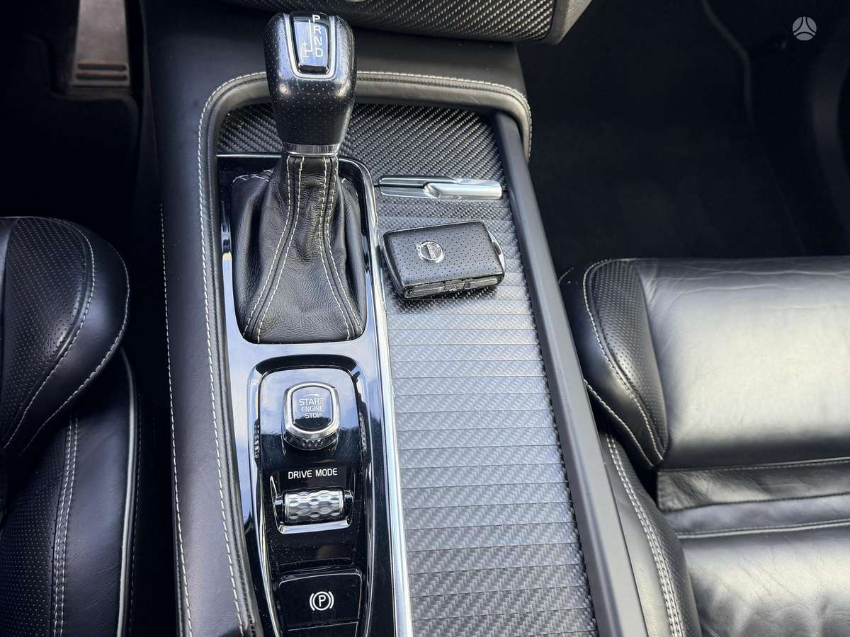 Volvo XC90, 2.0 l., mpv / minivan