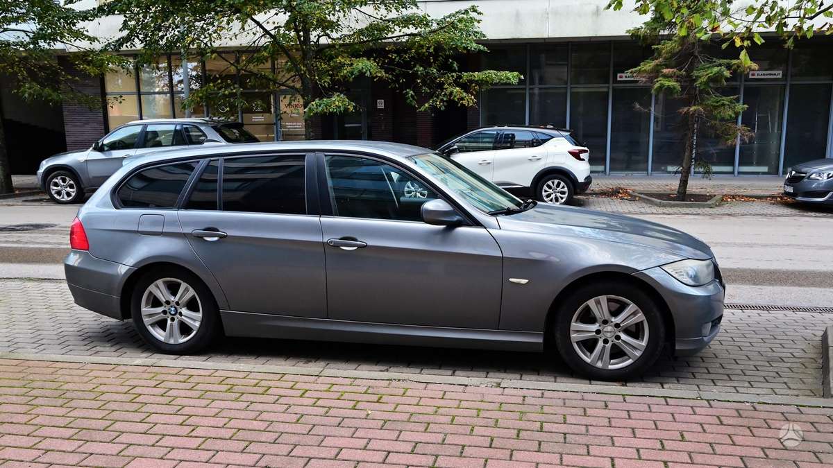 BMW 320, 2.0 l., Универсал
