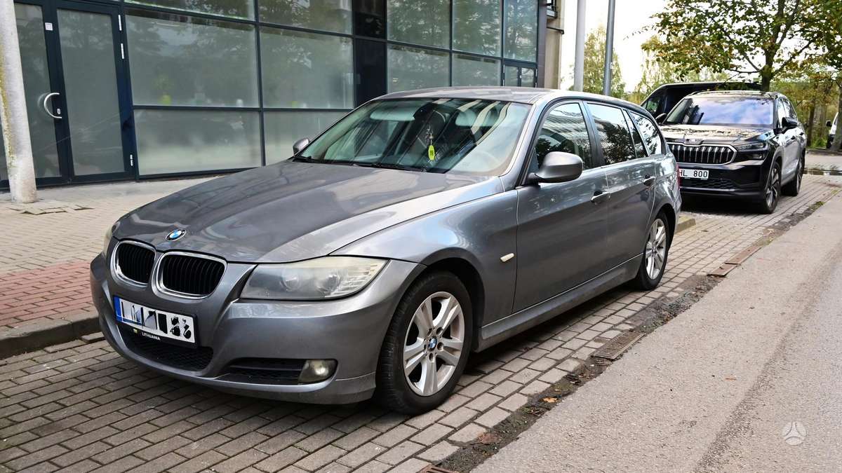 BMW 320, 2.0 l., universalas