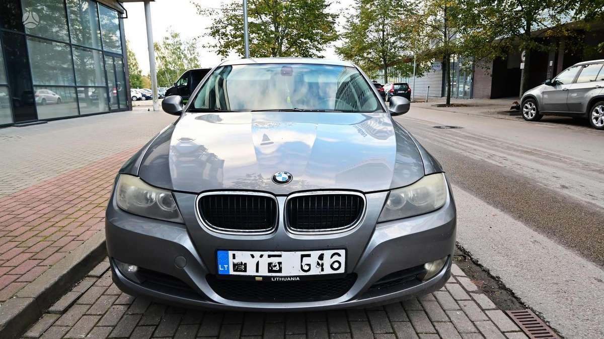 BMW 320, 2.0 l., wagon