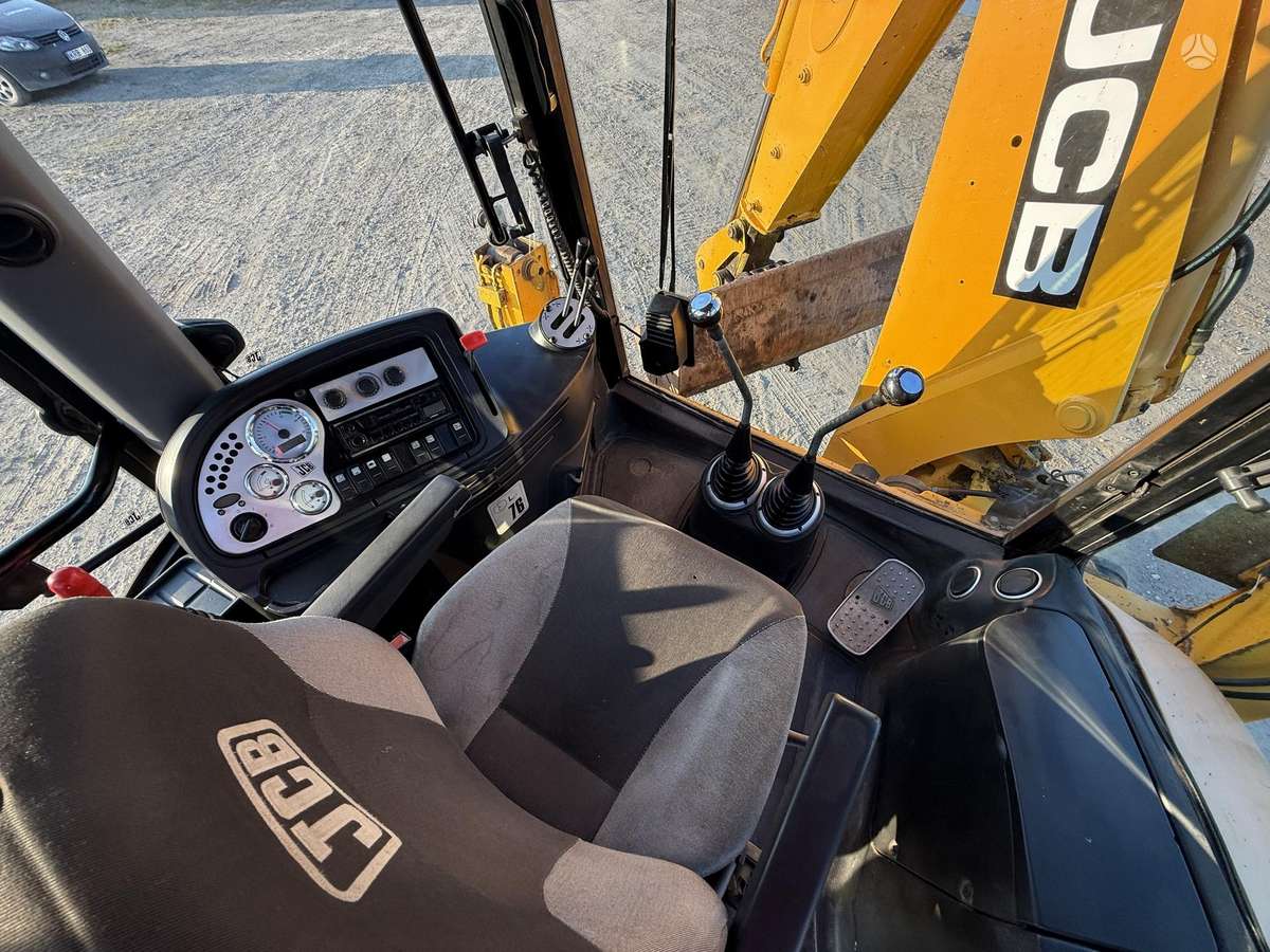 JCB 3 CX, excavator loader