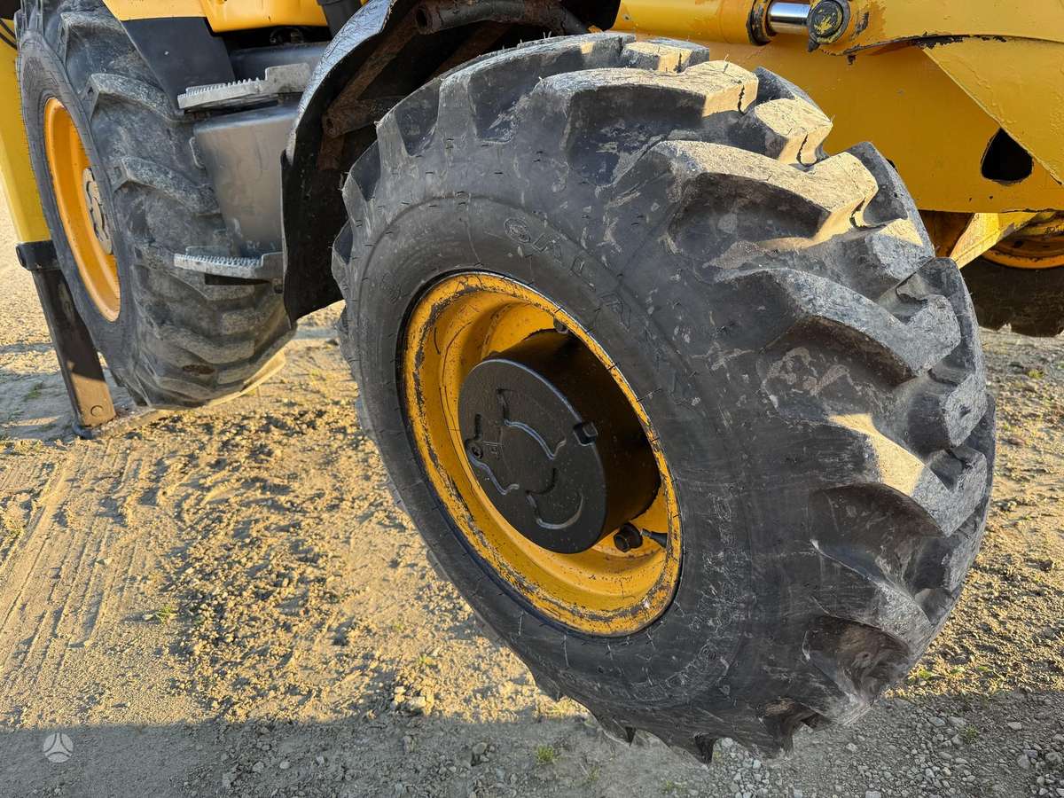 JCB 3 CX, excavator loader