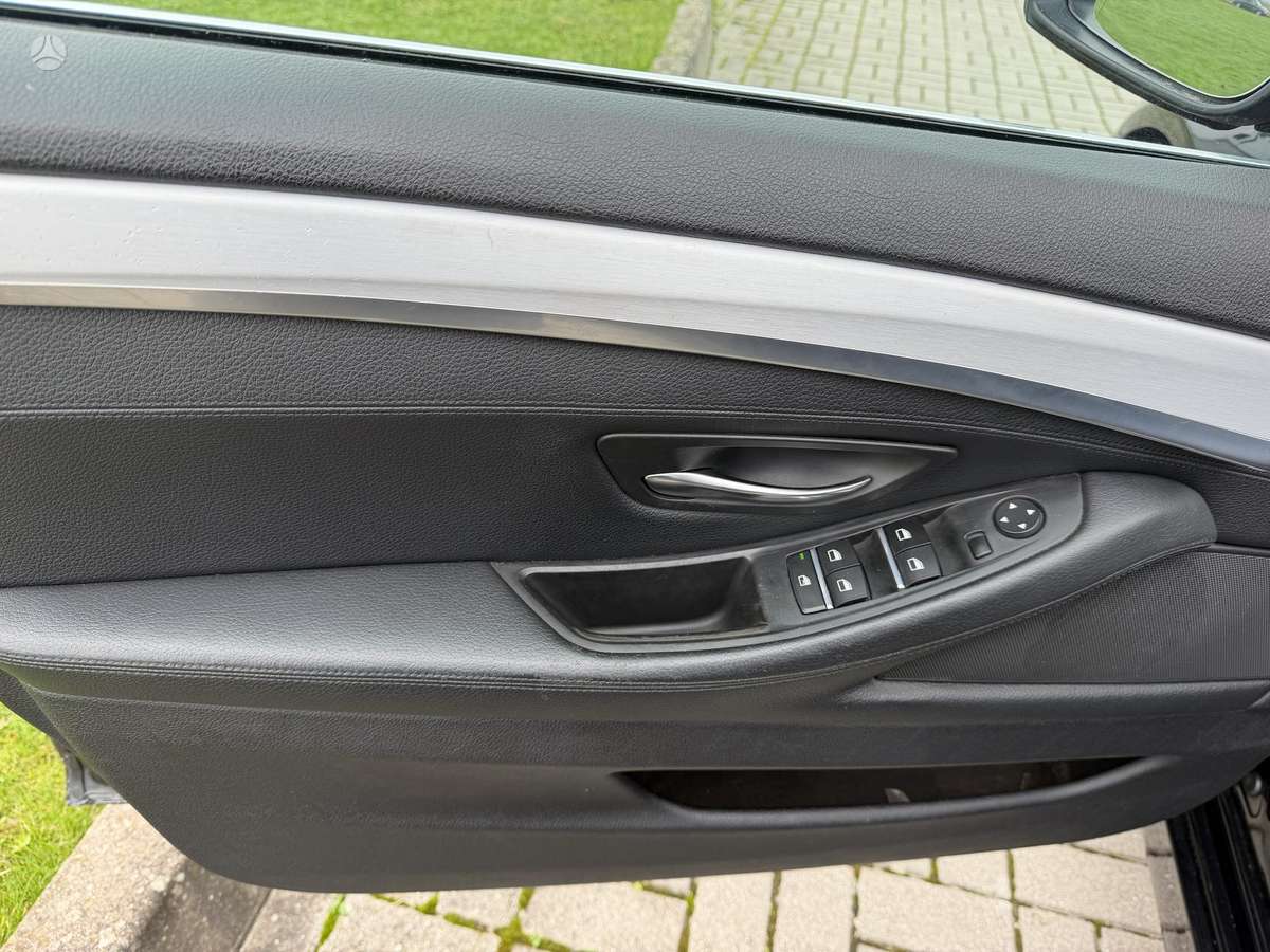 BMW 520, 2.0 l., Универсал