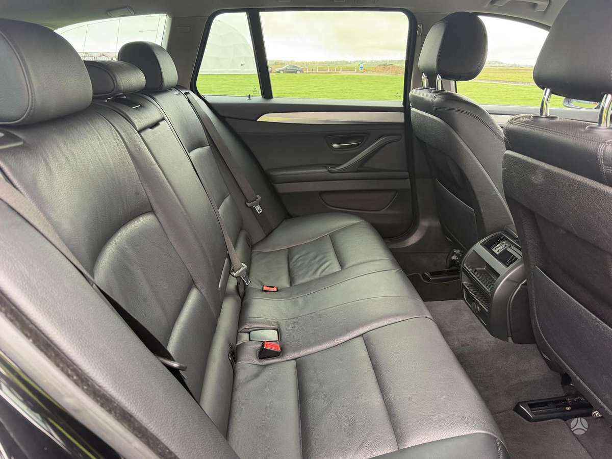 BMW 520, 2.0 l., wagon