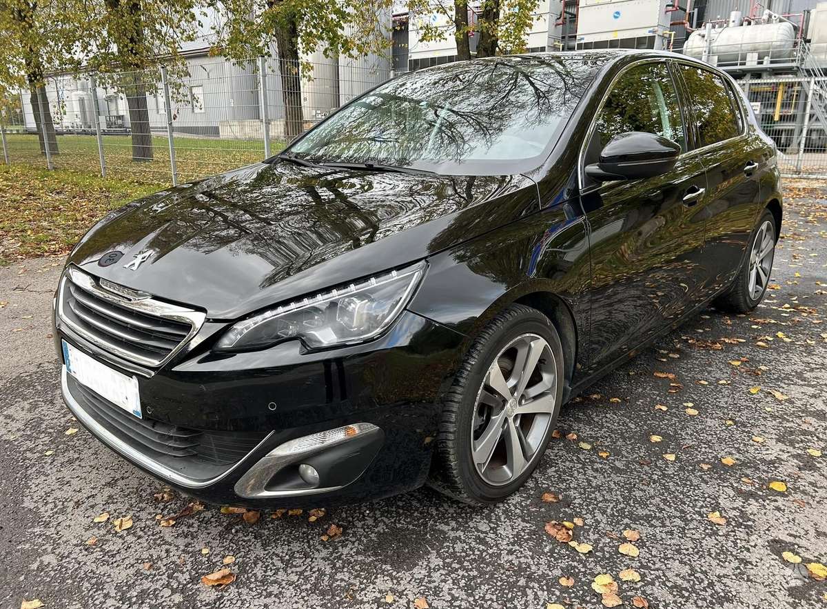 Peugeot 308, 1.6 l., hatchback