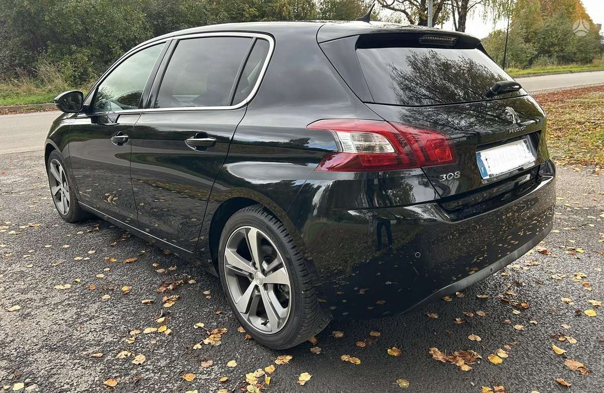 Peugeot 308, 1.6 l., hatchback