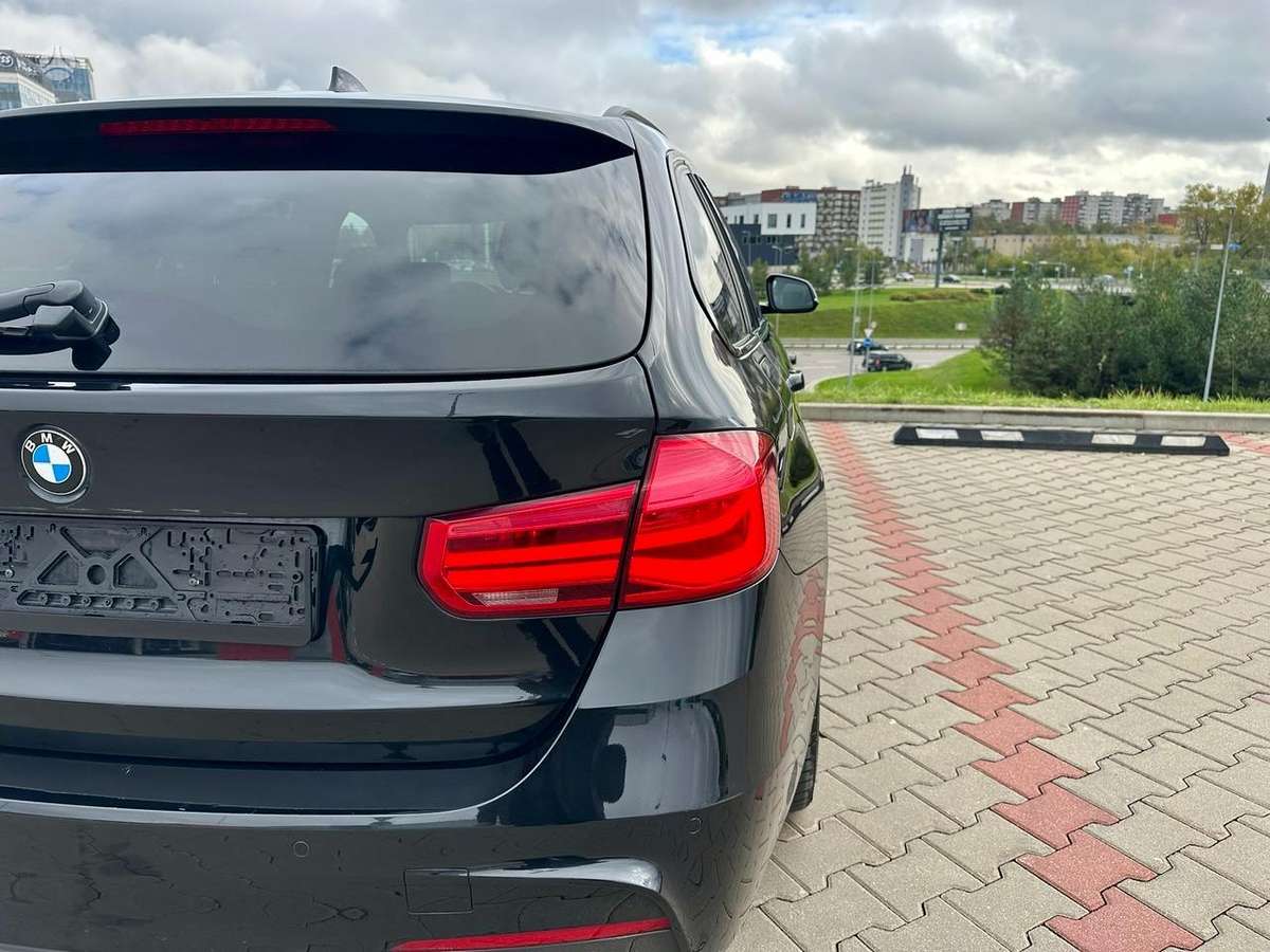 BMW 320, 2.0 l., wagon