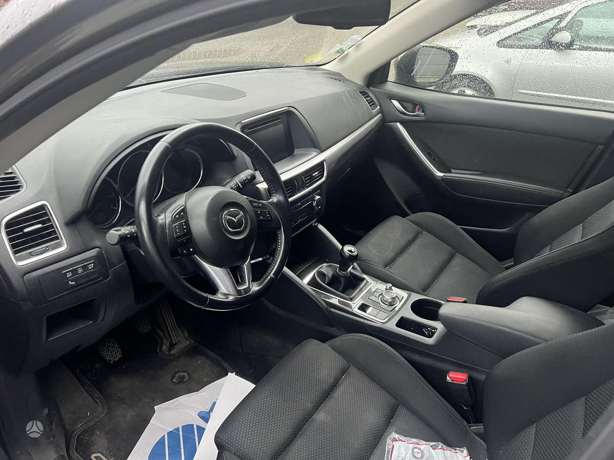 Mazda CX-5, 2.2 l., off-road / crossover