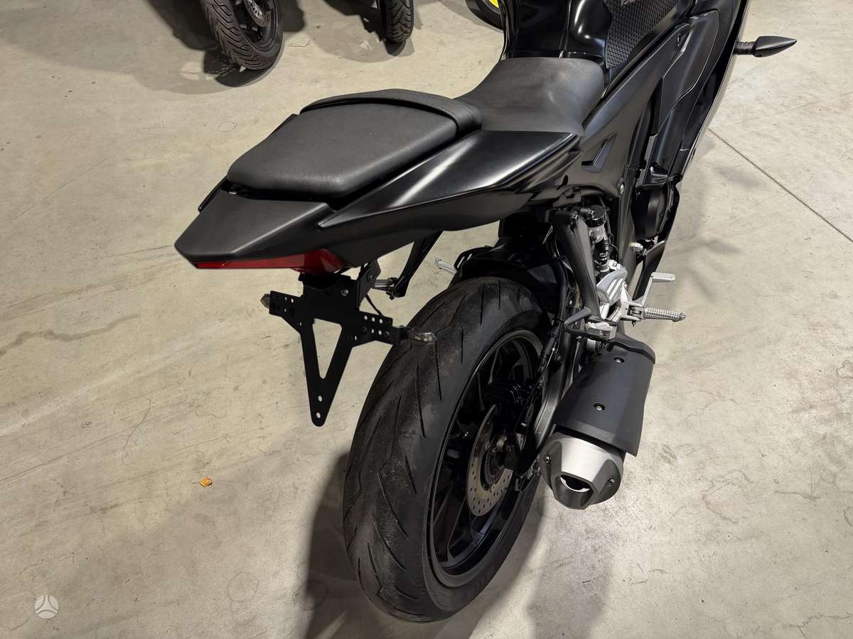 Yamaha YZF 125cc, superbikes