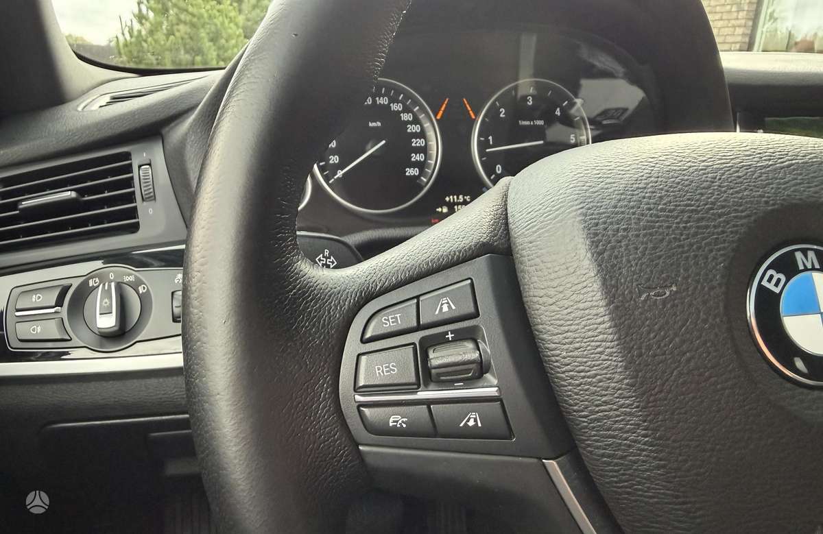 BMW X3, 3.0 l., off-road / crossover