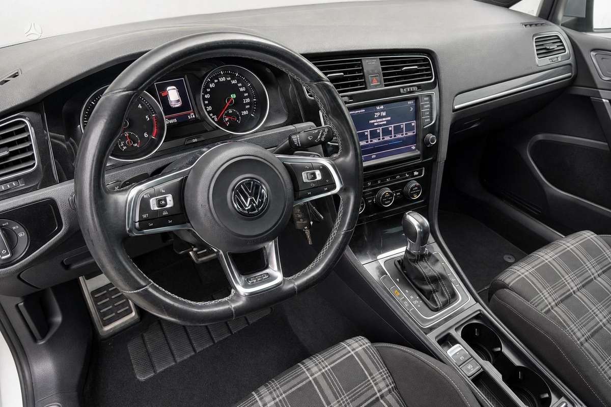 Volkswagen Golf, 2.0 l., hatchback