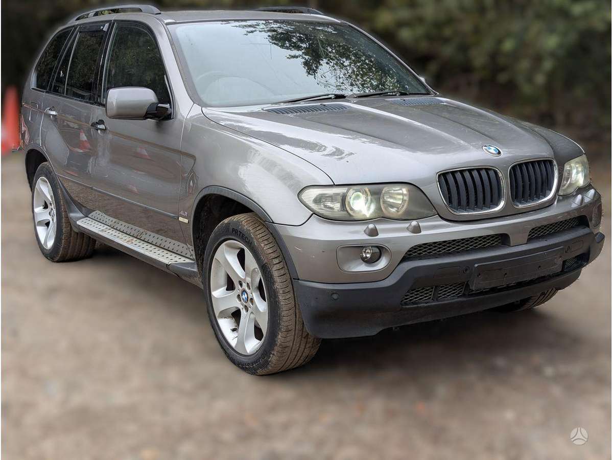 BMW X5 engine