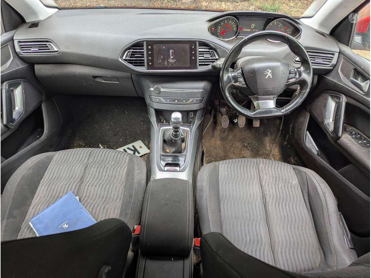 Peugeot 308 engine