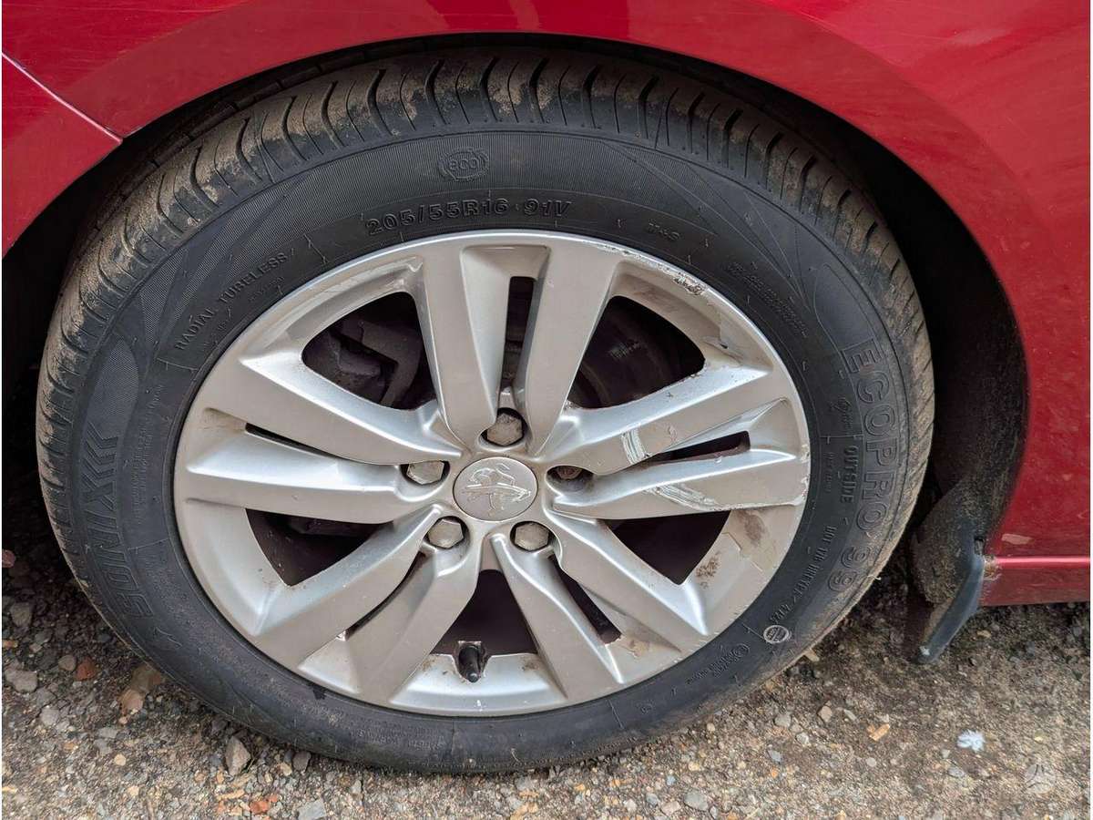 Peugeot 308 engine