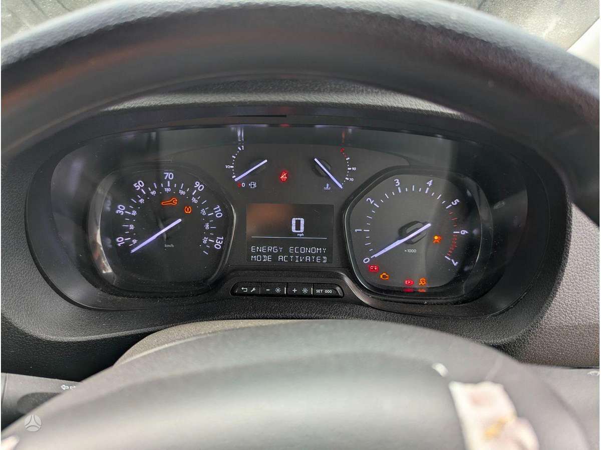 Opel Vivaro dzinējs