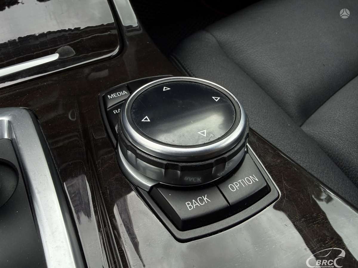 BMW 535, 3.0 l., Седан