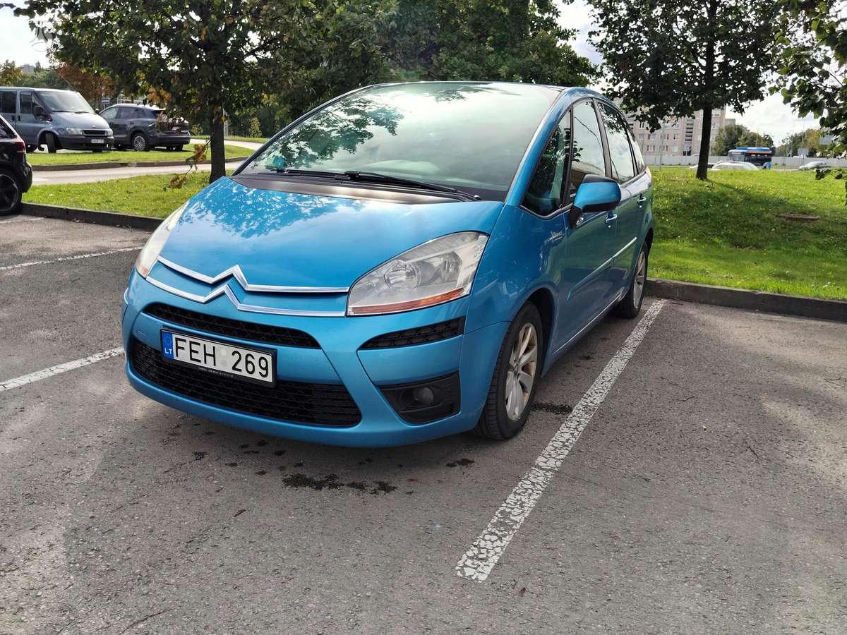 Citroen C4 2010 — вигляд ззаду