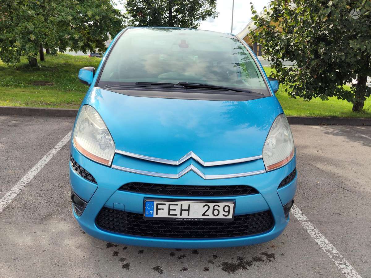 Citroen C4 2010 — двигун 1560 cm³, 111 HP (82kW)