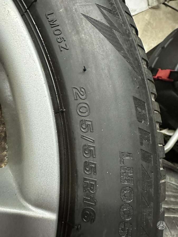 Bridgestone, зимние 205/55 R16