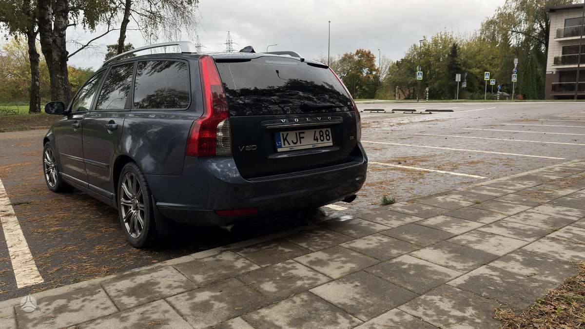 Volvo V50, 2.4 l., wagon