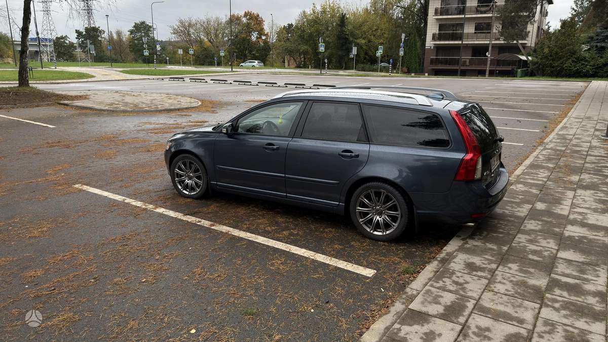 Volvo V50, 2.4 l., wagon