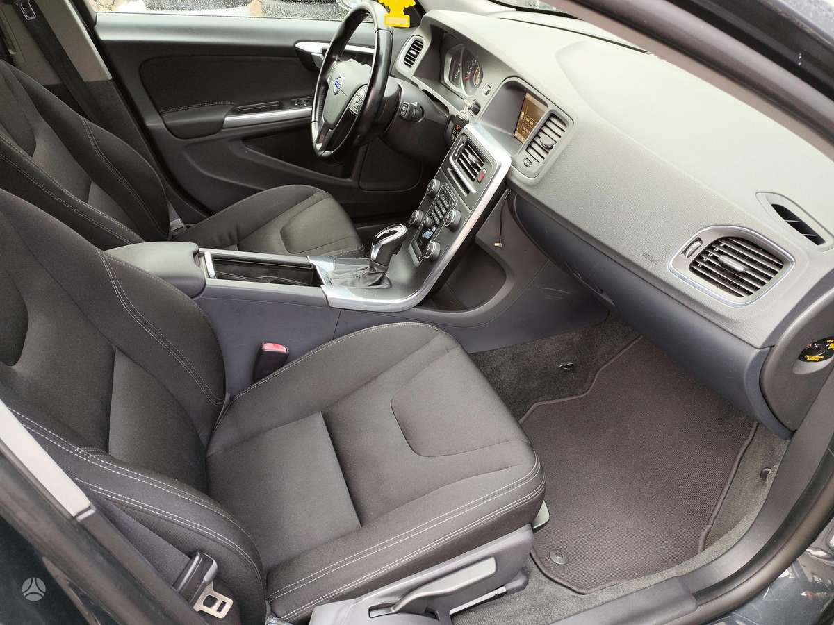 Volvo V60, 2.4 l., Универсал