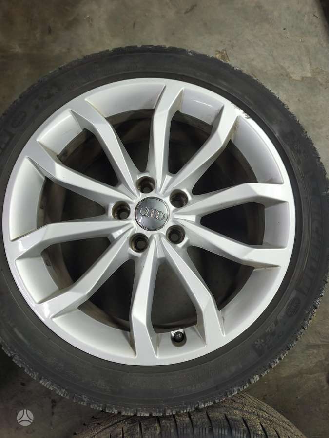 Audi, light alloy, R18