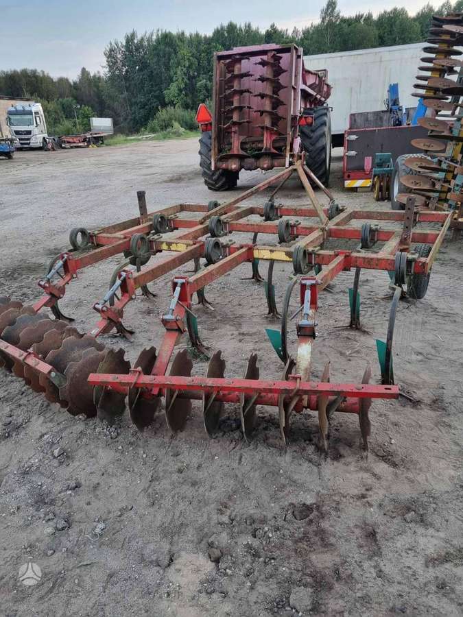 Vaderstad 300, скребки, скрубберы
