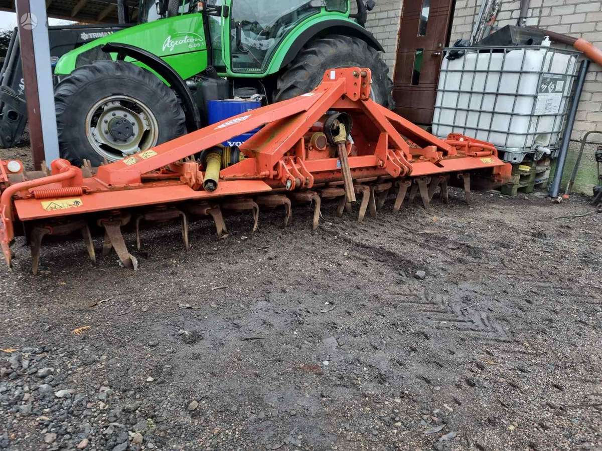 Kuhn 400, фреза