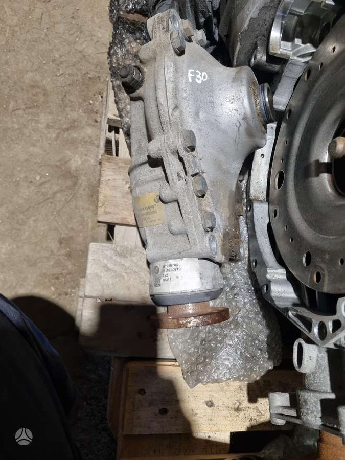 BMW 3 serija, 3.23, редуктор