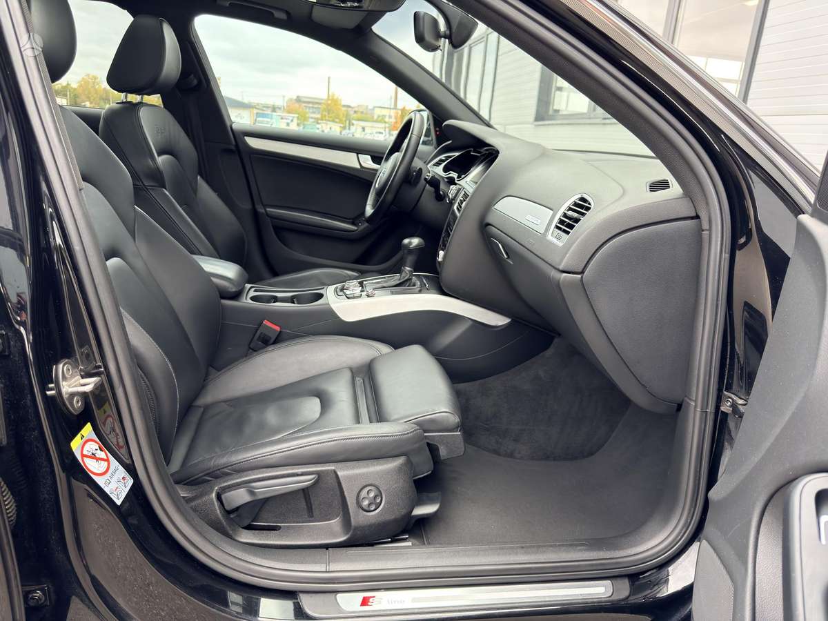 Audi A4, 3.0 l., Универсал