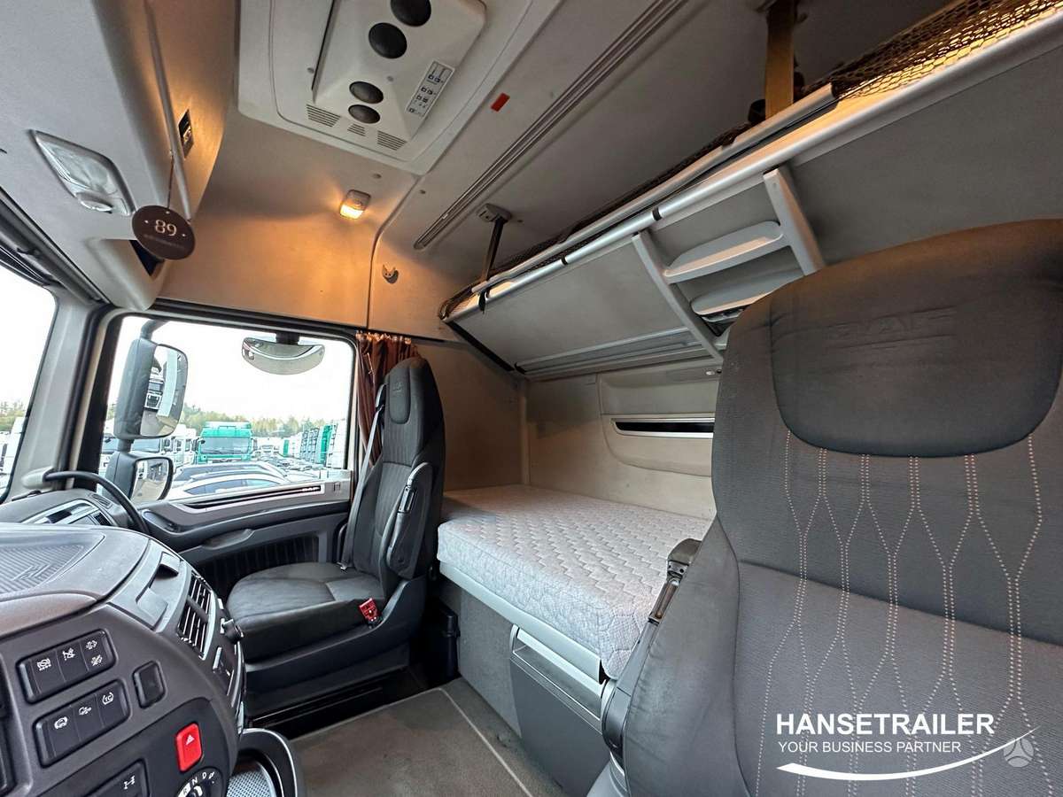 DAF XF 480 FT Space Cab, double sleeper