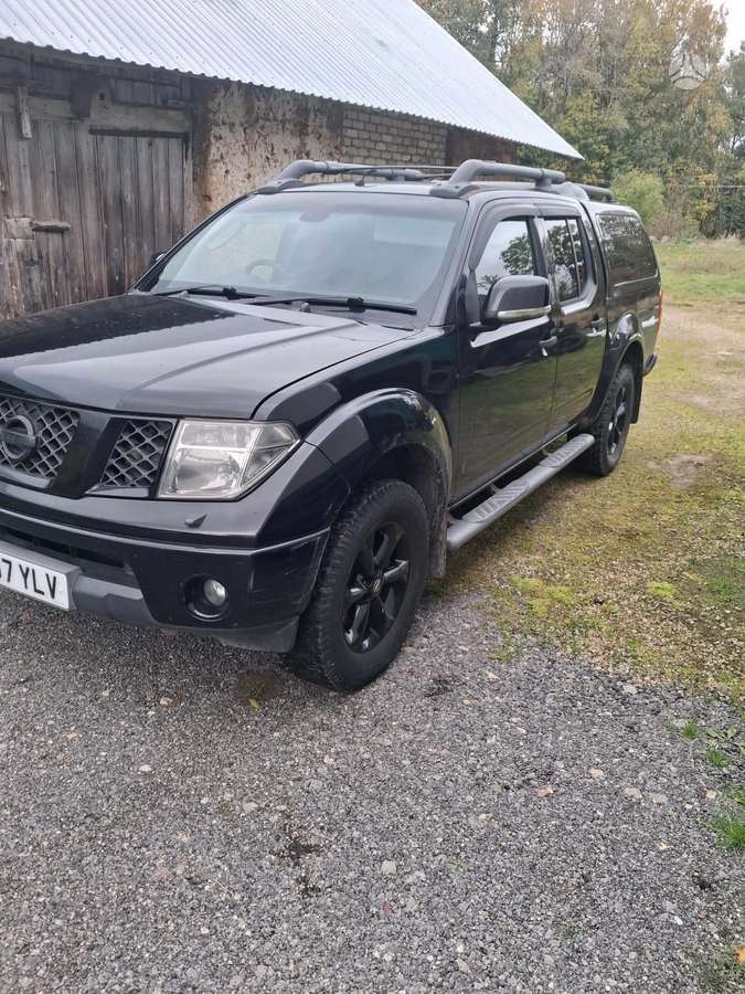 Nissan Navara, Внедорожник / Кроссовер