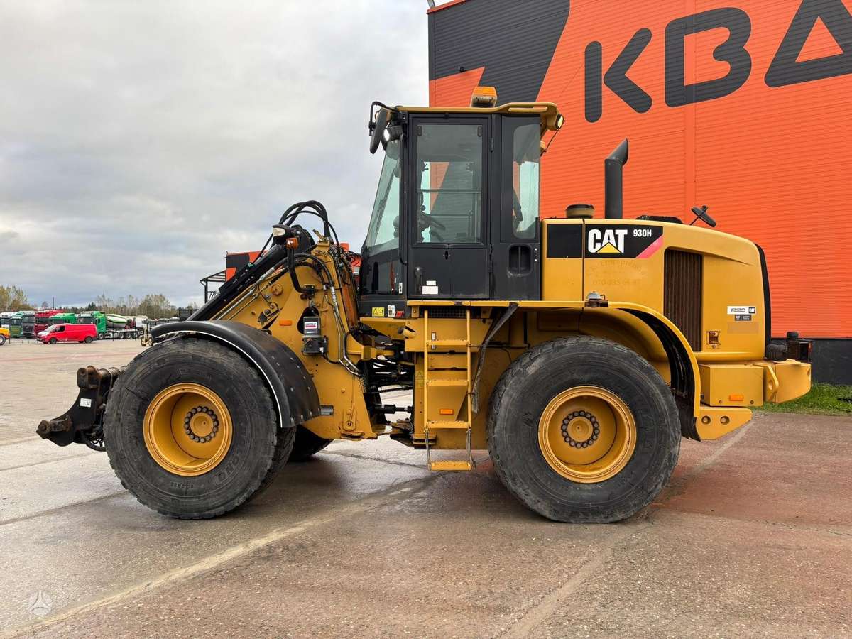 Caterpillar 930 H, frontal loader