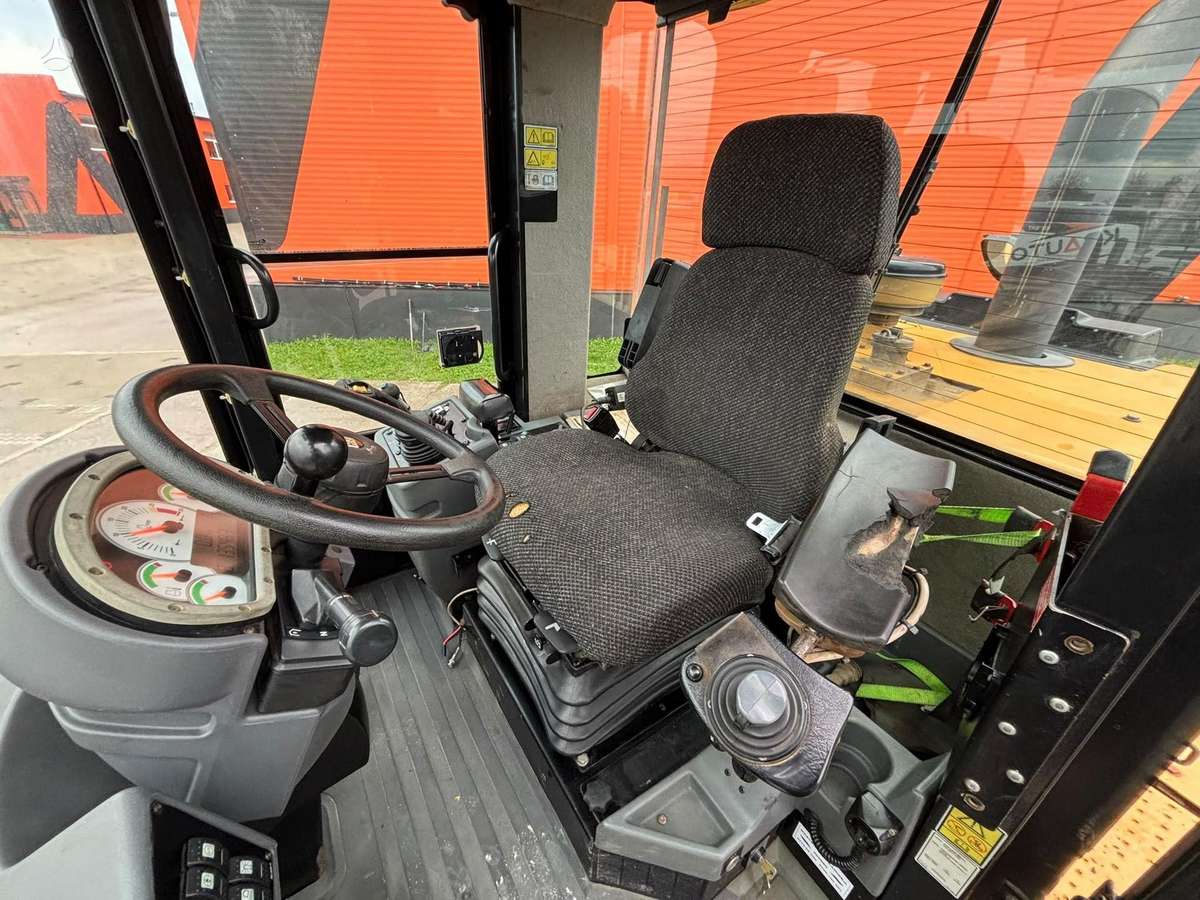 Caterpillar 930 H, frontal loader