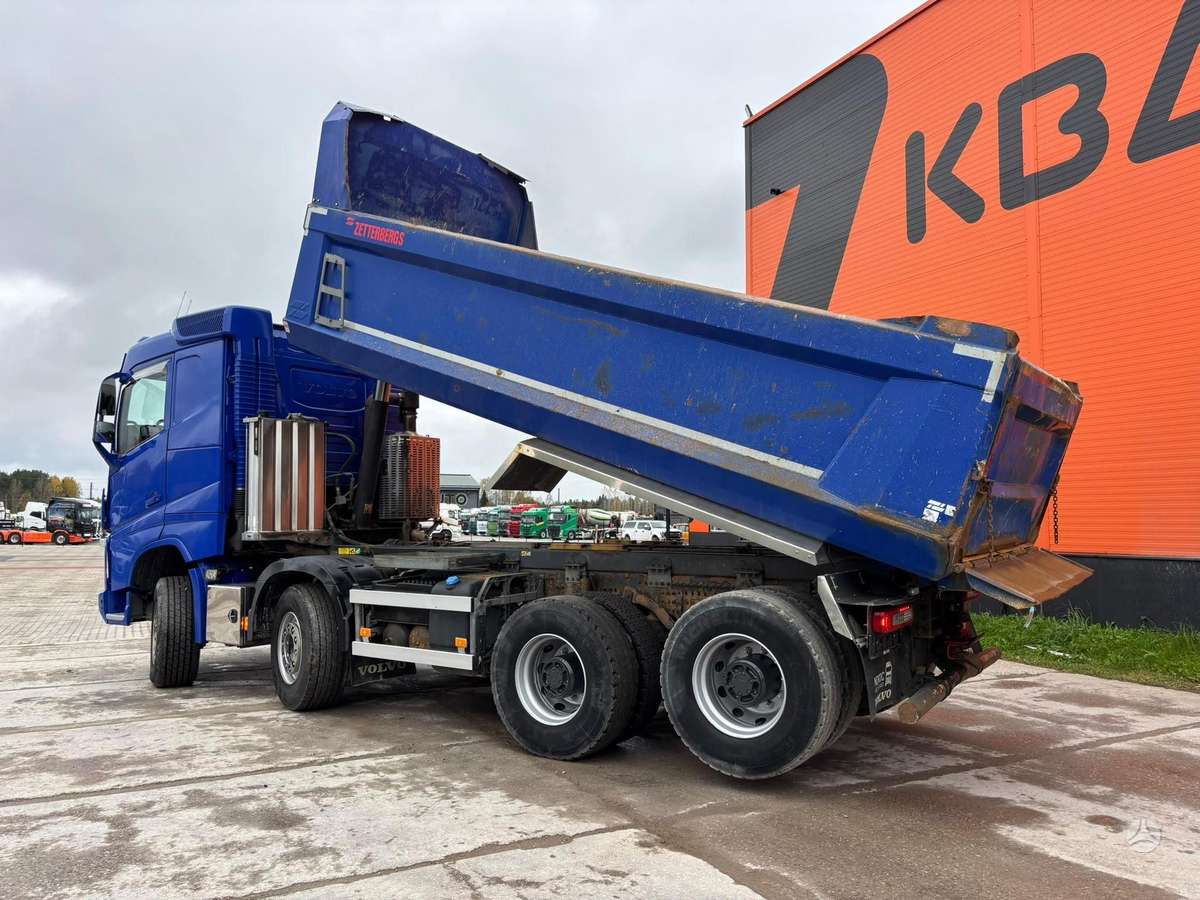 Volvo FH 540 8x4, самосвалы
