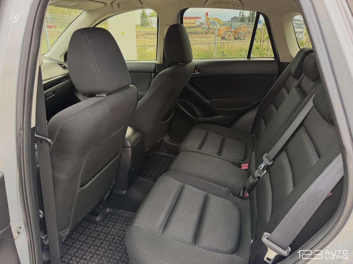 Mazda CX-5, 2.2 l., off-road / crossover