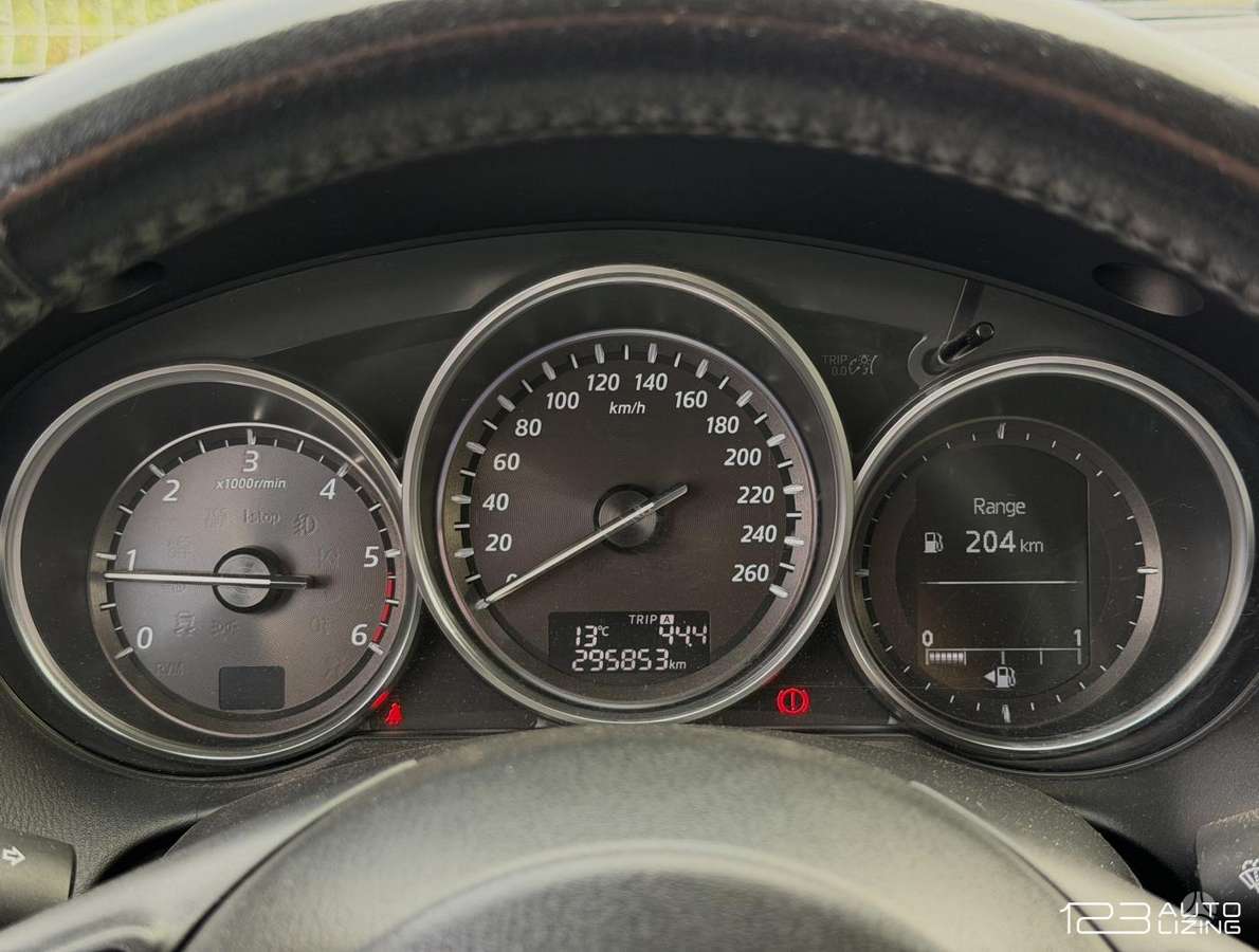 Mazda CX-5, 2.2 l., Внедорожник / Кроссовер