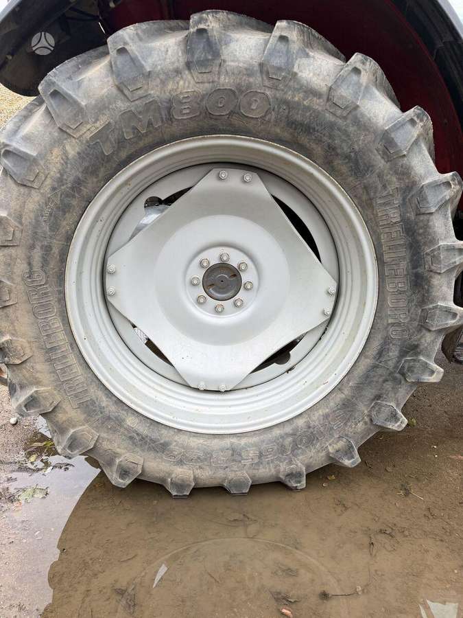 Massey Ferguson 5713, тракторы