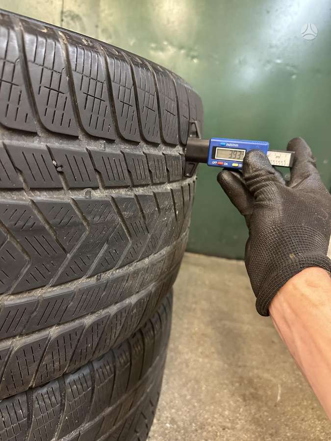 Pirelli Scorpion Winter, зимние 275/45 R20