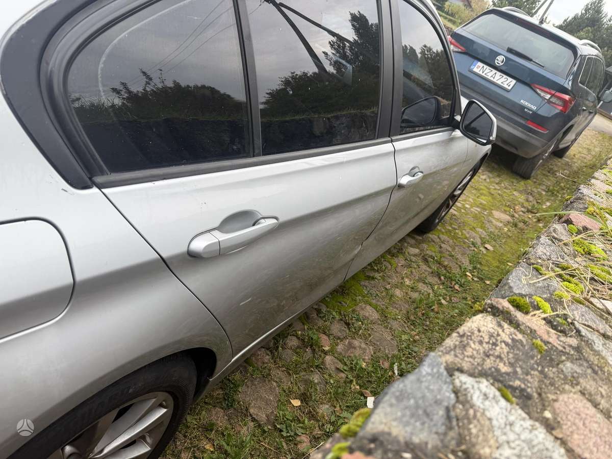 BMW 320, 2.0 l., Седан