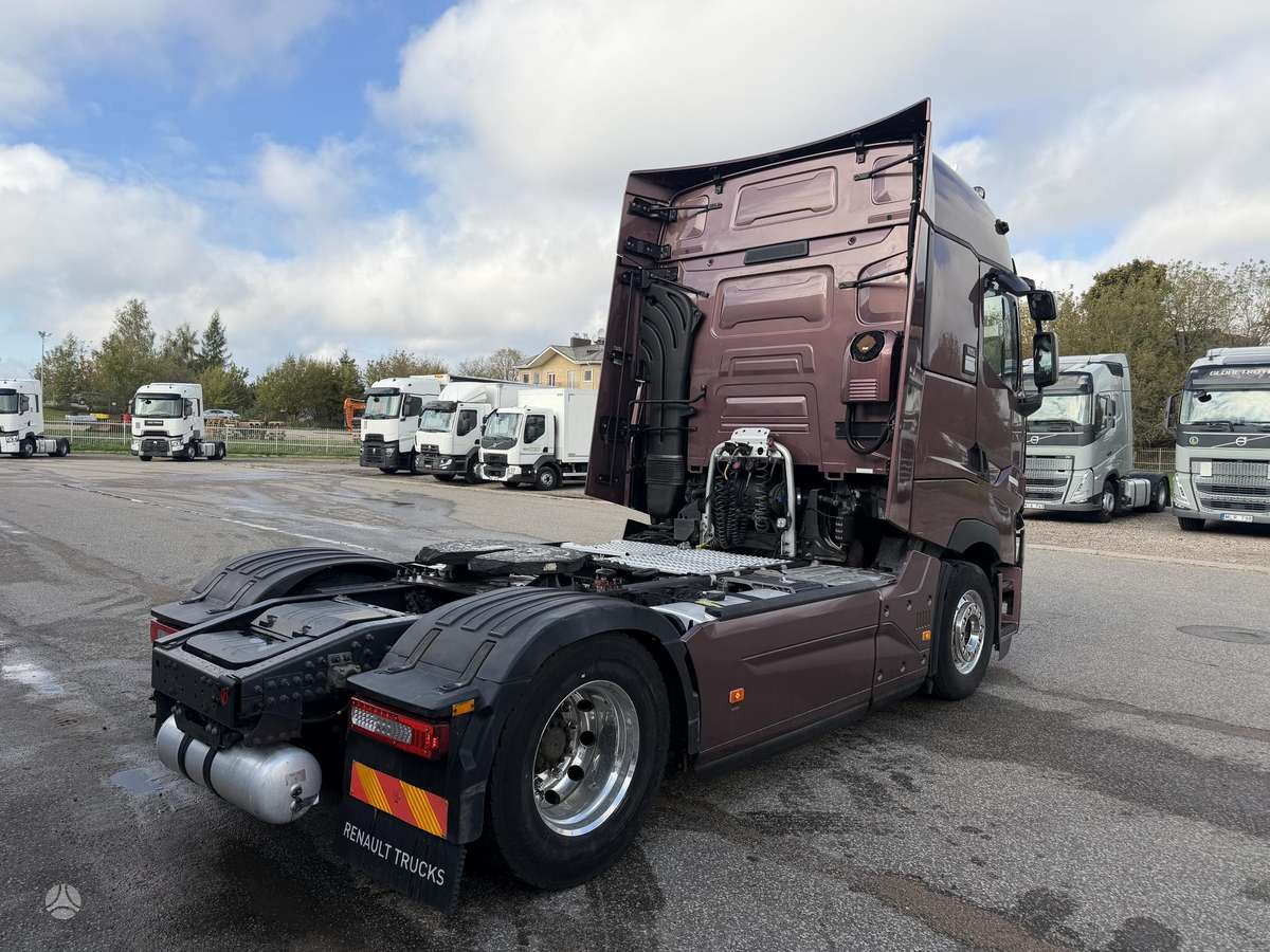 Renault T 440 HIGH DTI13 MAXISPACE T4x2 E6, single sleeper