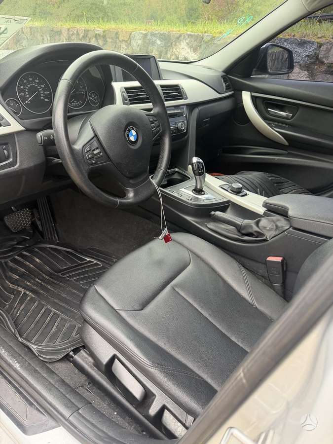 BMW 320, 2.0 l., Седан