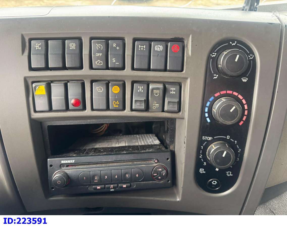 Renault Lander 430 8x4 FullSteel, шасси